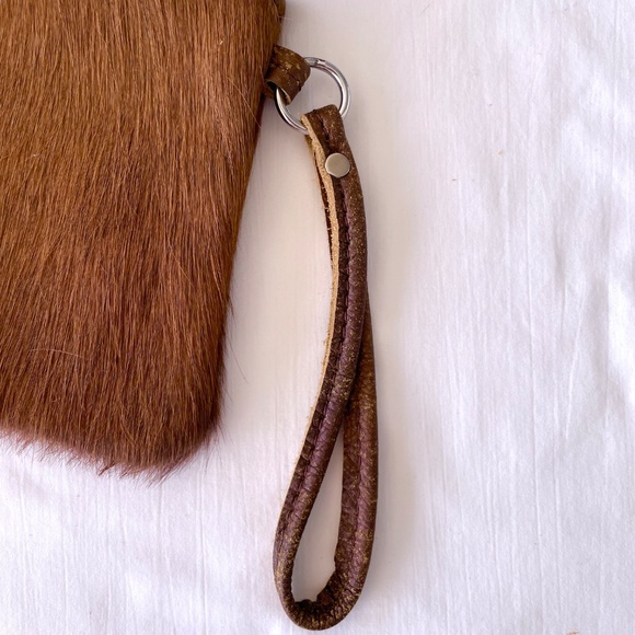W G Wild Goose Cowhide Hair Leather Wristlet Brown & White Rustic Cowgirl NWOT - Picture 4 of 7